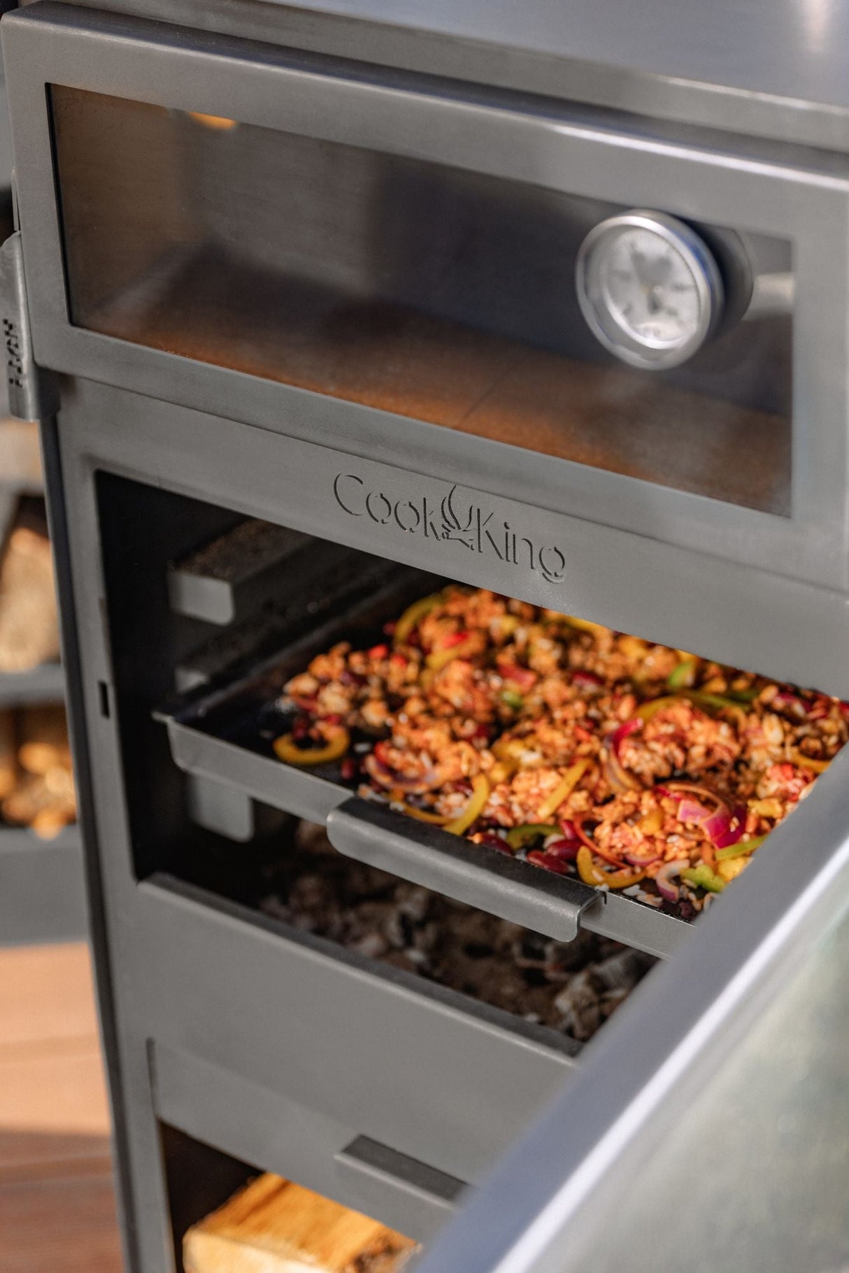 Stufa da giardino TOSCANA con forno per pizza, barbecue e affumicatore – in vero acciaio grezzo