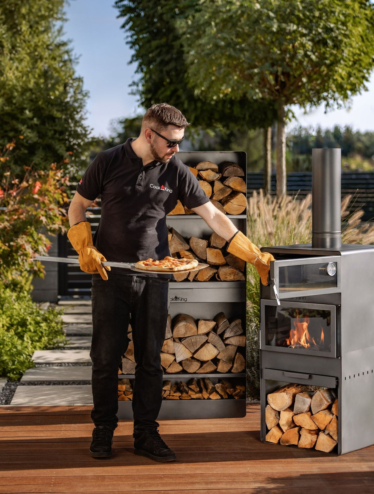 Stufa da giardino TOSCANA con forno per pizza, barbecue e affumicatore – in vero acciaio grezzo