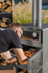 Stufa da giardino TOSCANA con forno per pizza, barbecue e affumicatore – in vero acciaio grezzo